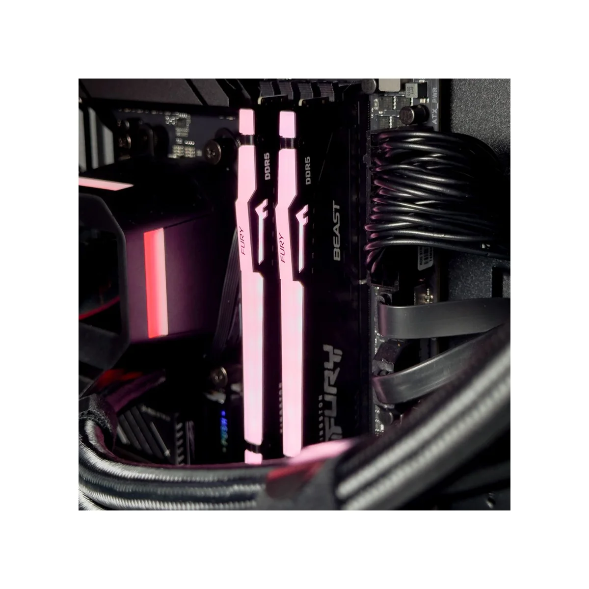 Gaming PC Geometric (Ryzen 7 9800X3D, 32GB DDR5 RAM, RTX 5090 32GB GPU) - Gaming_PC_Geometric view 8
