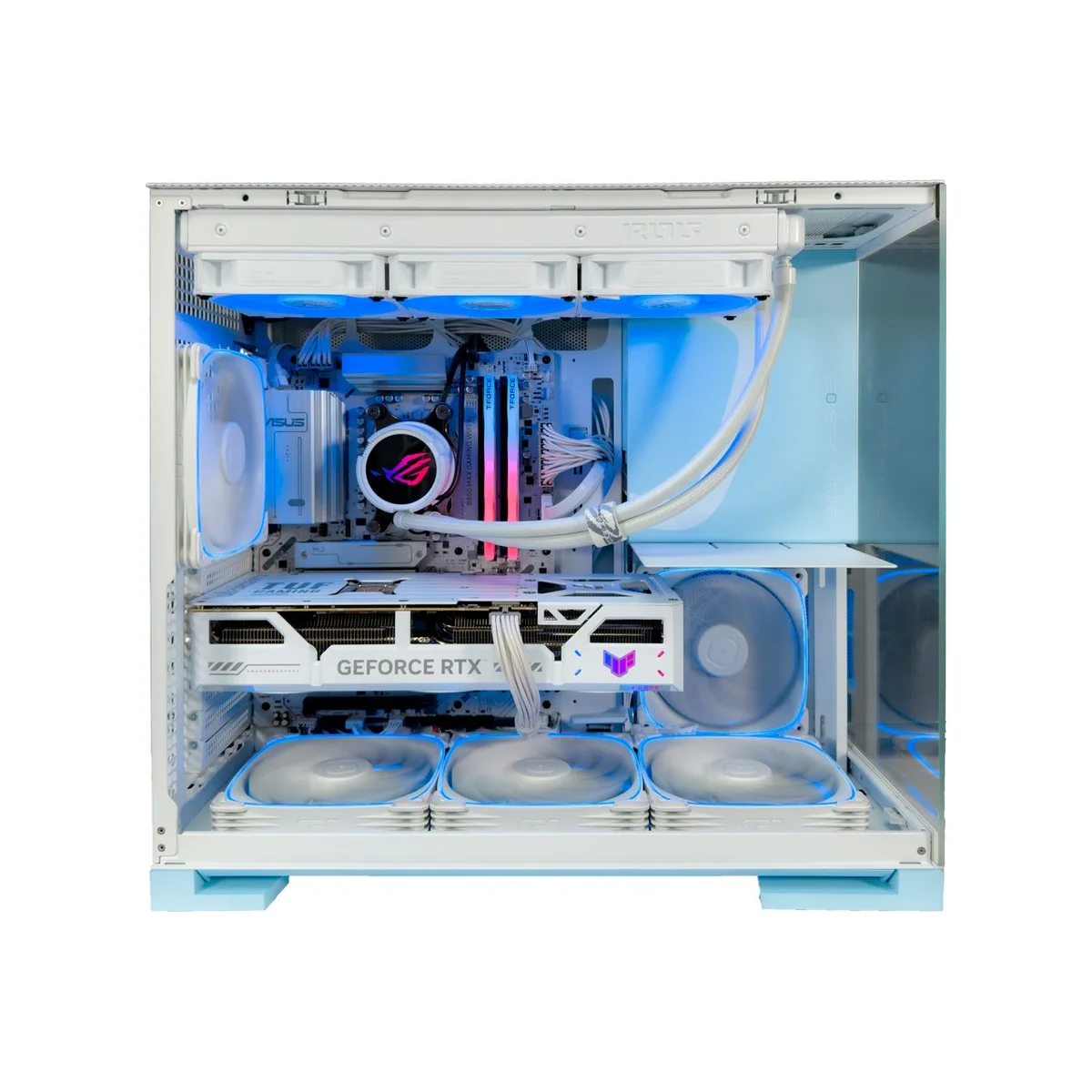 Gaming PC Christmas (Ryzen 7 9800X3D, 32 GB DDR5 RAM, RTX 5070 Ti 16GB) - Powered by ASUS - Gaming_PC_Christmas_BPA view 2