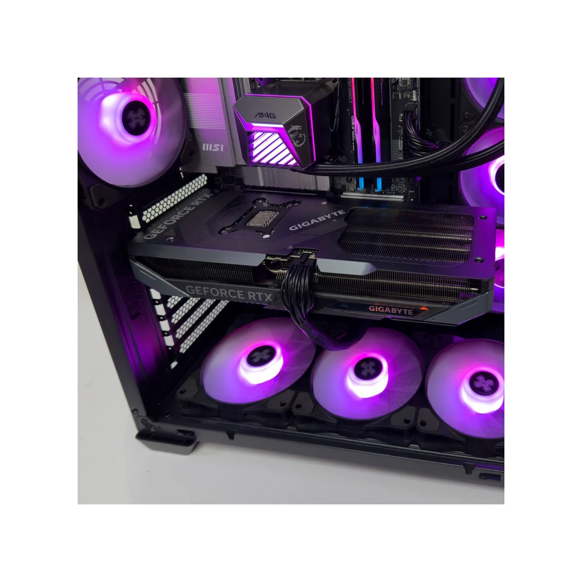 Gaming PC Aquatic (Ryzen 7 7800X3D, 32GB DDR5, RTX 5070 12GB) - Gaming_PC_Aquatic view 7