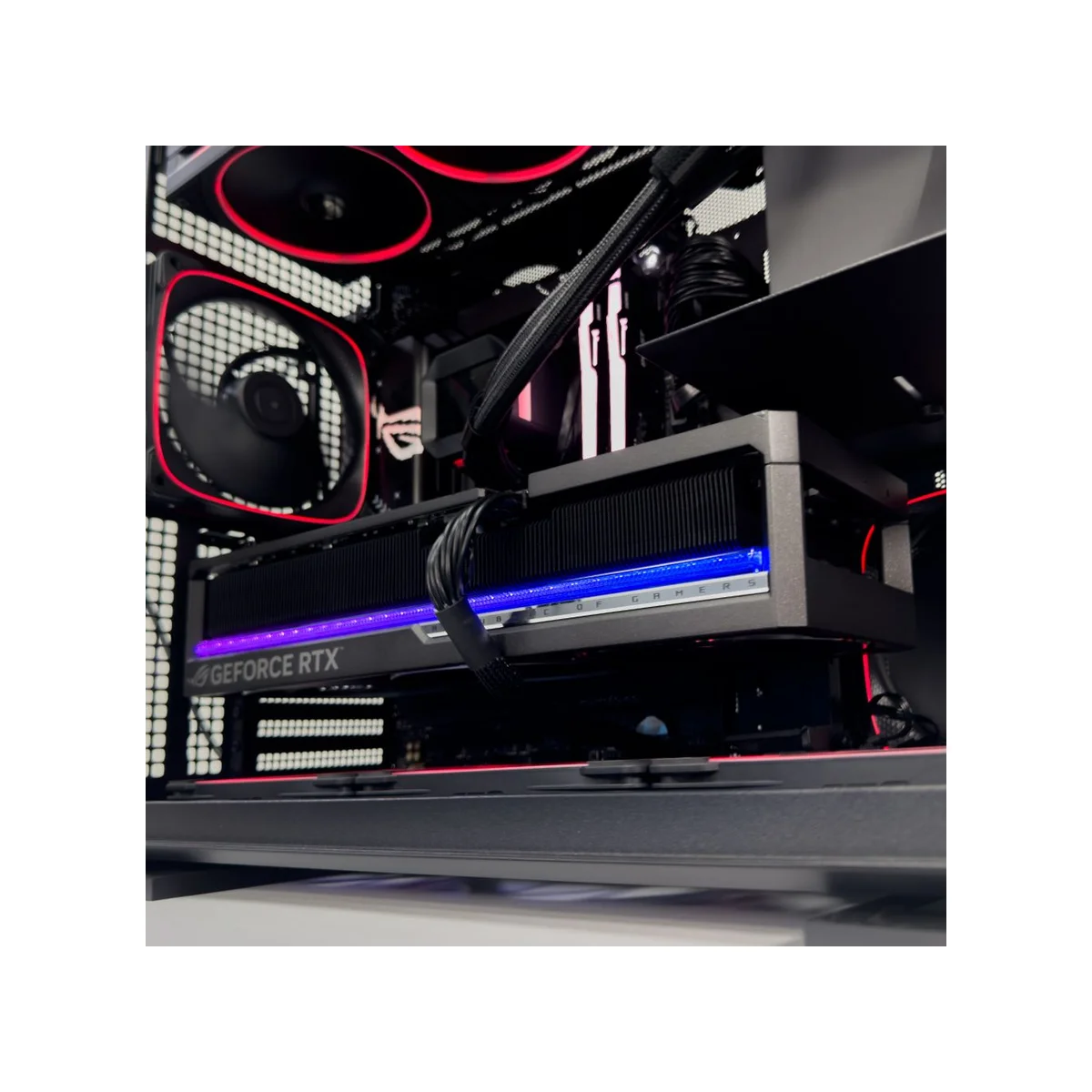 Gaming PC Geometric (Ryzen 7 9800X3D, 32GB DDR5 RAM, RTX 5090 32GB GPU) - Gaming_PC_Geometric view 7