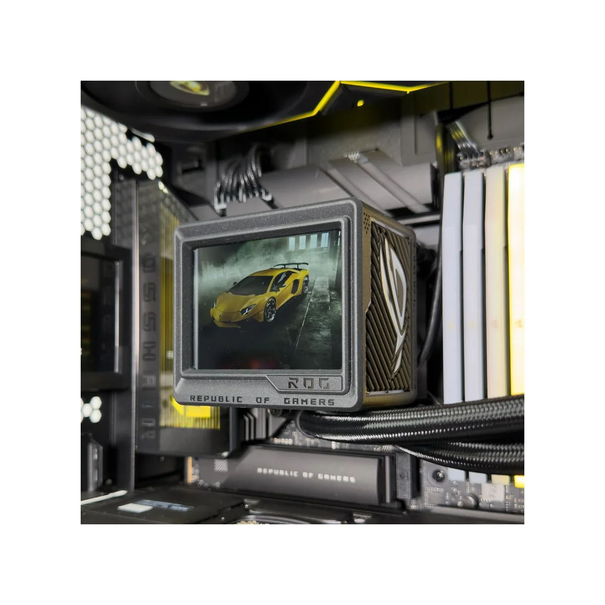 Gaming PC Lamborghini (Ryzen 9 9950X3D, 96GB DDR5, RTX 5090) - Gaming_PC_Lamborghini view 6