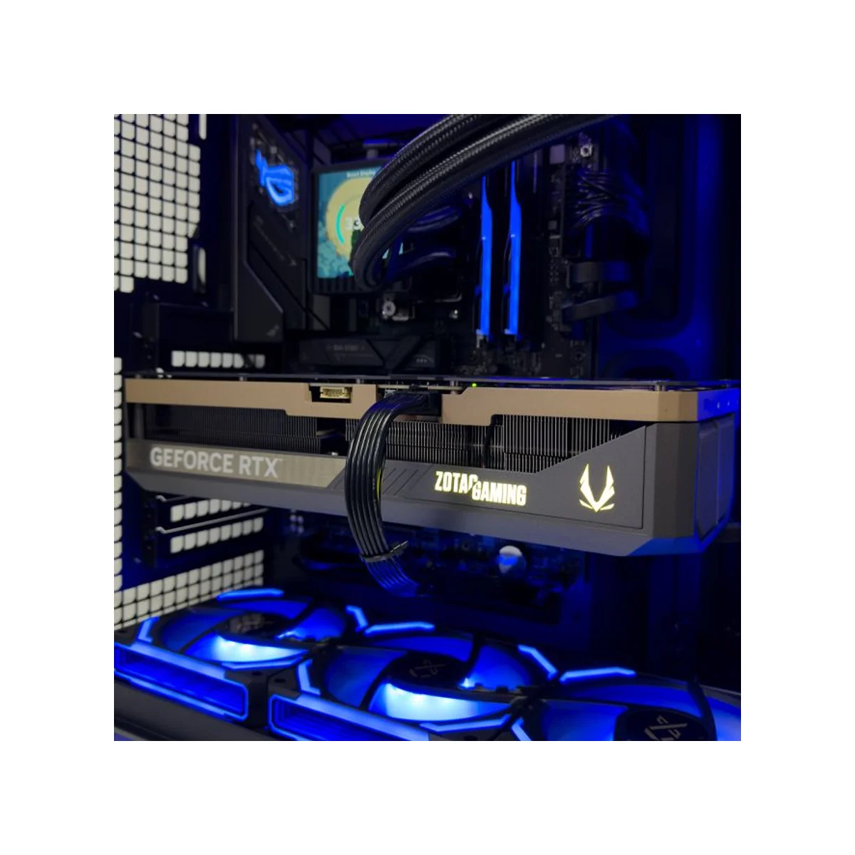 Gold Gaming PC (Ryzen 7 7800X3D, 32GB DDR5, RTX 5080 16GB) - Gold_Gaming_PC view 7