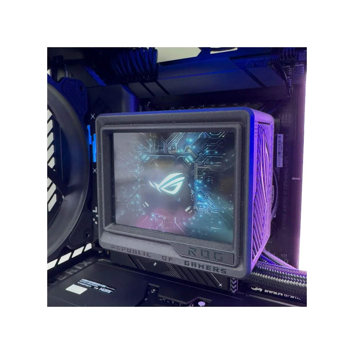 Titan Gaming PC (Ryzen 9 9950X3D, 64 GB DDR5 RAM, RTX 5080 16GB) - Powered by ASUS - Titan_Gaming_PC_pba view 6