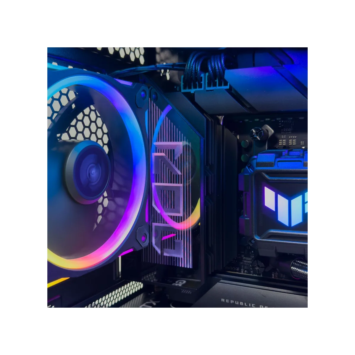Gaming PC Hulk (Ryzen 9 9950X3D, 64GB DDR5, RTX 5080) - Powered by ASUS - Gaming_PC_Hulk view 5
