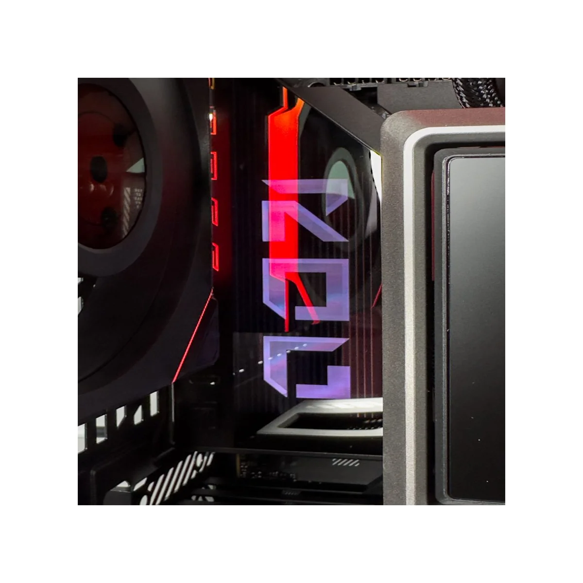 Gaming PC Sarab (Ryzen 7 9850X3D, 32GB DDR5 RAM, RTX 5080 16GB) - Powered by ASUS - Gaming_PC_Sarab view 5