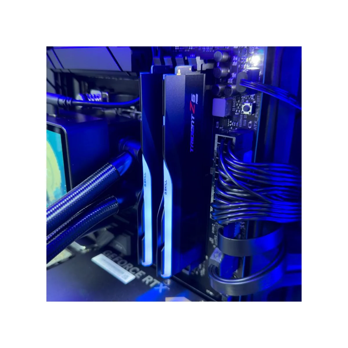 Gold Gaming PC (Ryzen 7 7800X3D, 32GB DDR5, RTX 5080 16GB) - Gold_Gaming_PC view 8