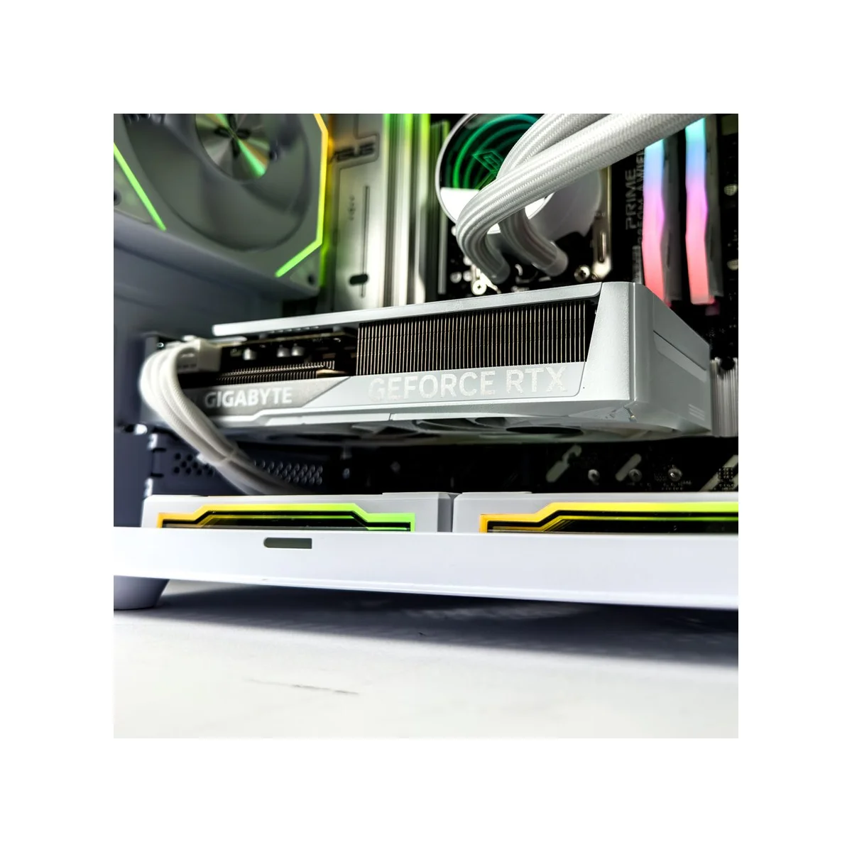 Gaming PC Elite (Ryzen 5 7600X, 32GB DDR5, RTX 5060 Ti 8GB) - Gaming_PC_Elite view 7