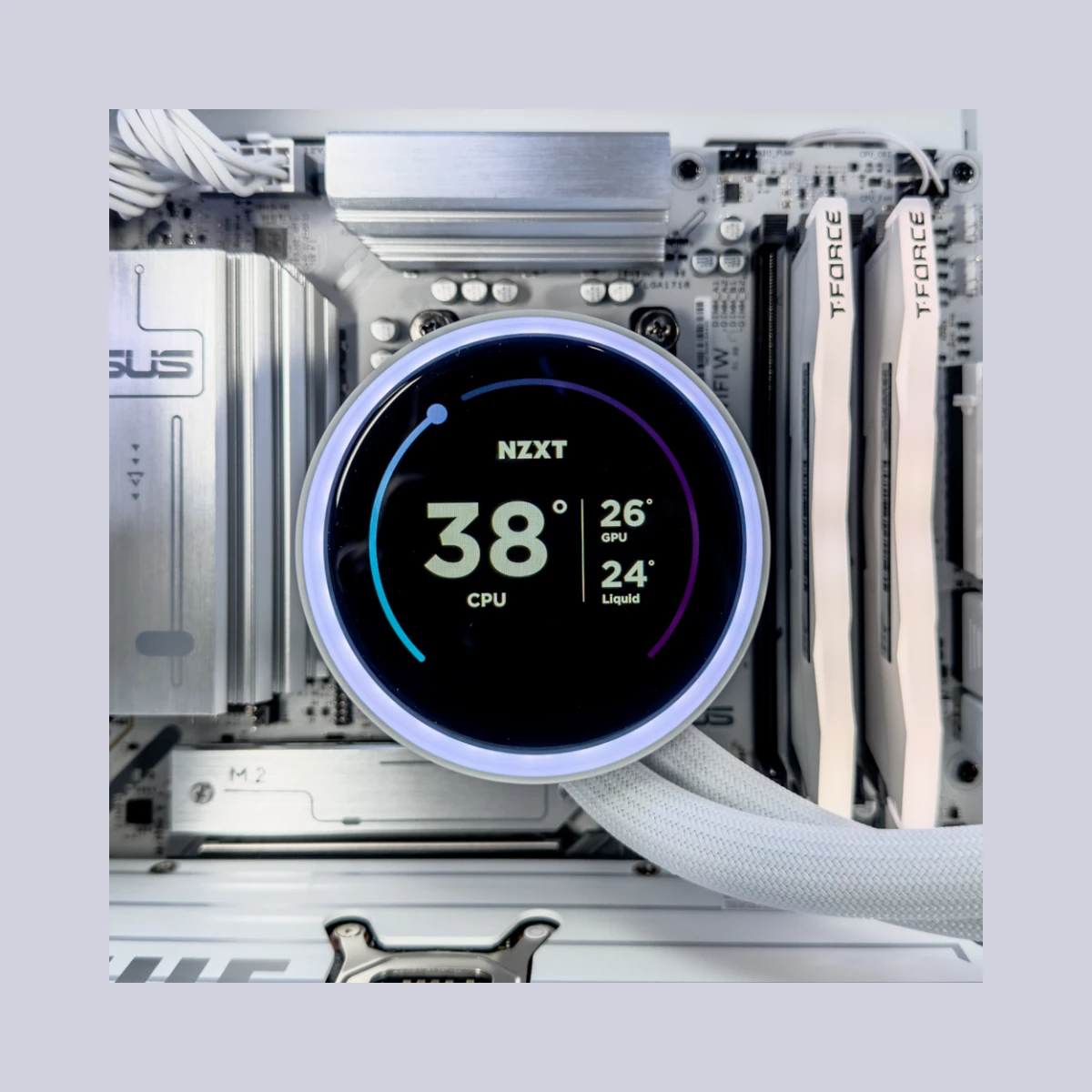 Gaming PC Colossus (Ryzen 7 9800X3D, 32GB DDR5, RTX 5070 Ti White) - Gaming_PC_Colossus view 7