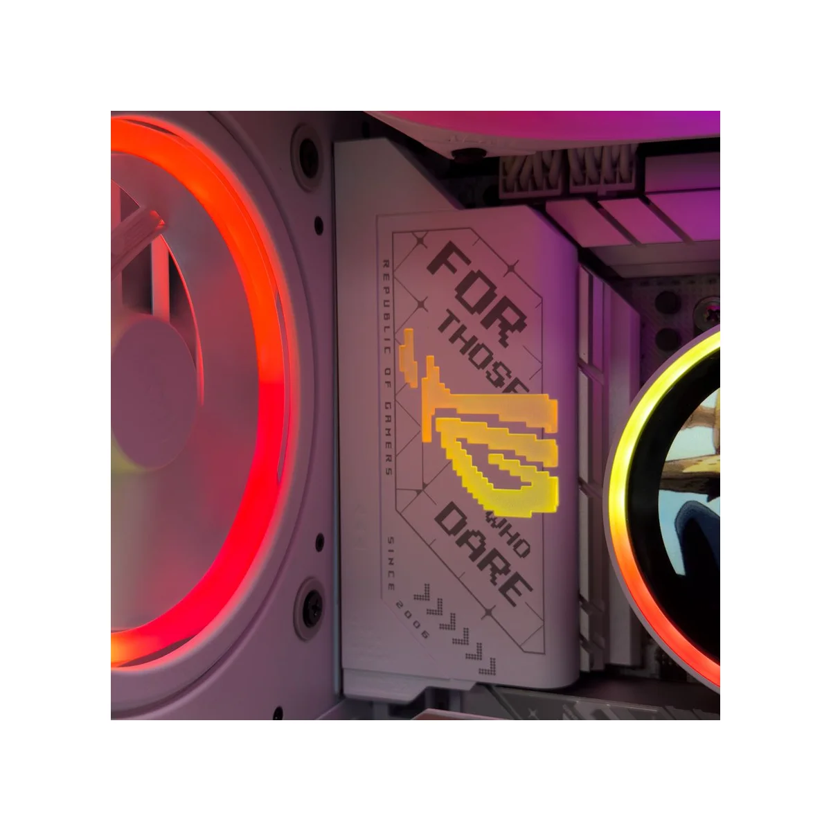 Gaming PC Chic (Ryzen 7 9800X3D, 32GB DDR5, RTX 5080) - Gaming_PC_Chic view 5
