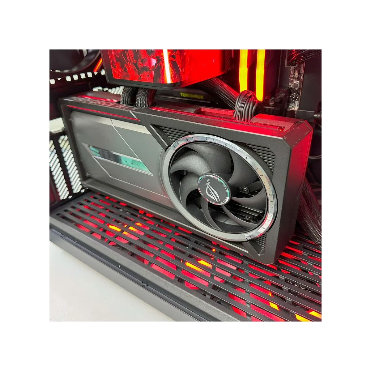 Gaming PC Inferno (Ryzen 7 9800X3D, RTX 5090 32GB) - Gaming_PC_Inferno view 7