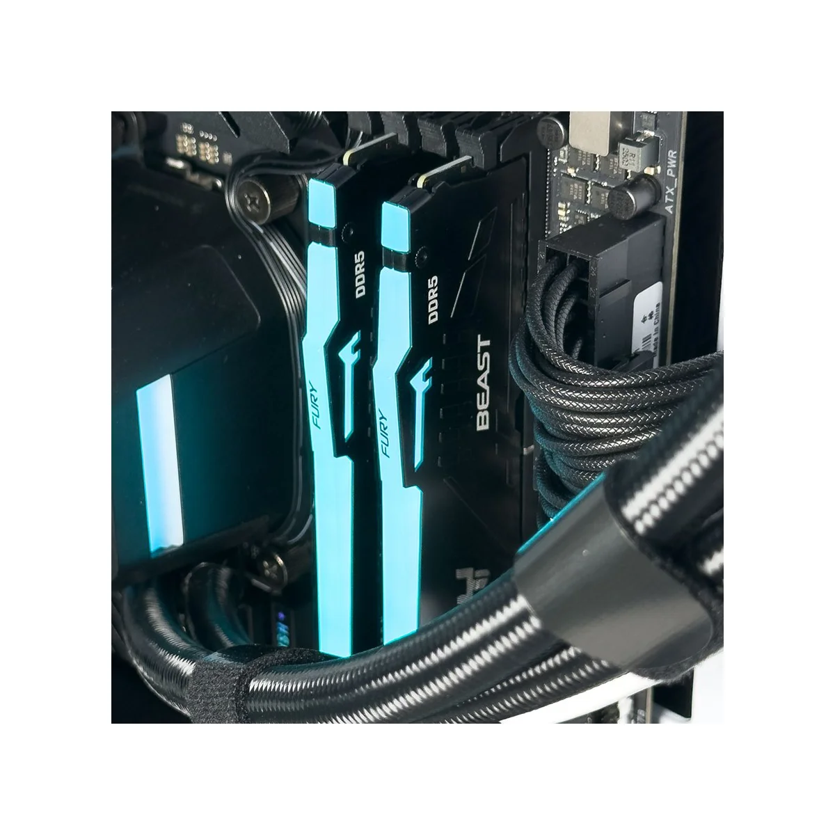 Gaming PC Polar Vortex (Ryzen 7 9800X3D, 32GB DDR5 RAM, RTX 5080 16GB GPU) - Gaming_PC_Polar_Vortex view 8