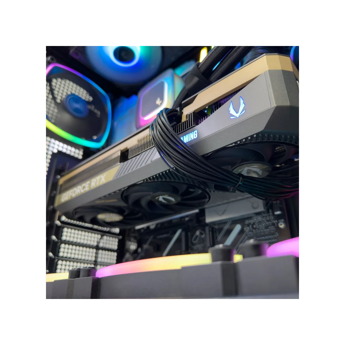 Gaming PC Ultra (Ryzen 7 9800X3D, 32GB DDR5 RAM, RTX 5070 Ti) - Gaming_PC_Ultra view 7