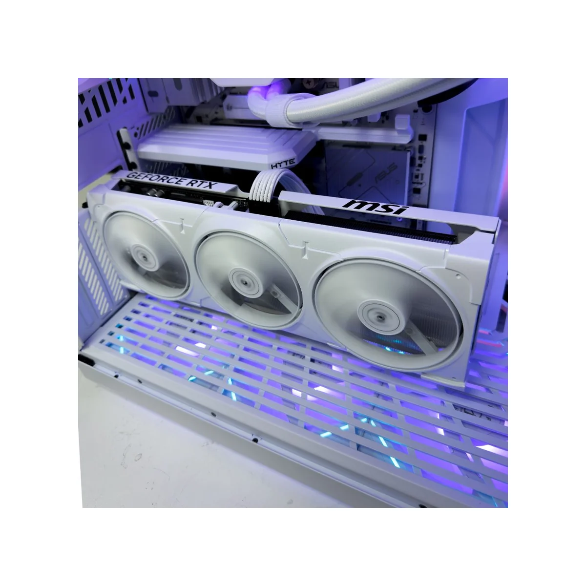 Neva Gaming PC (Ryzen 7 9800X3D, 32GB DDR5, RTX 5080 16GB) - Gaming_PC_Neva view 7