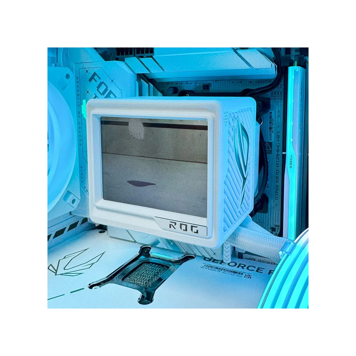 Gaming PC Snow (Ryzen 7 9800X3D, 64GB DDR5, RTX 5080) - Gaming_PC_Snow view 6