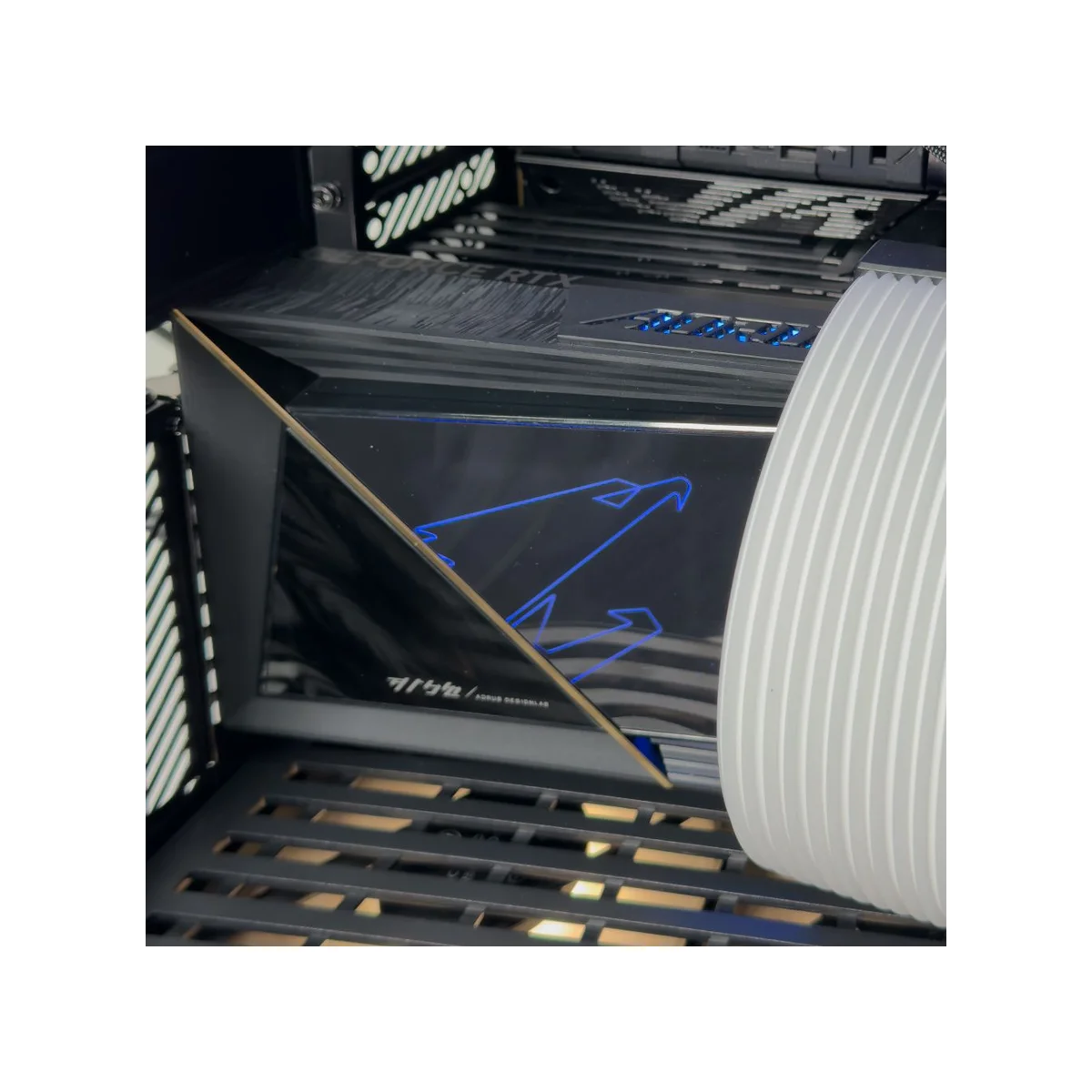 Gaming PC Horus (Ultra 9 285K, 64 GB DDR5 RAM, RTX 5080 16GB GPU) - Gaming_PC_Horus view 7