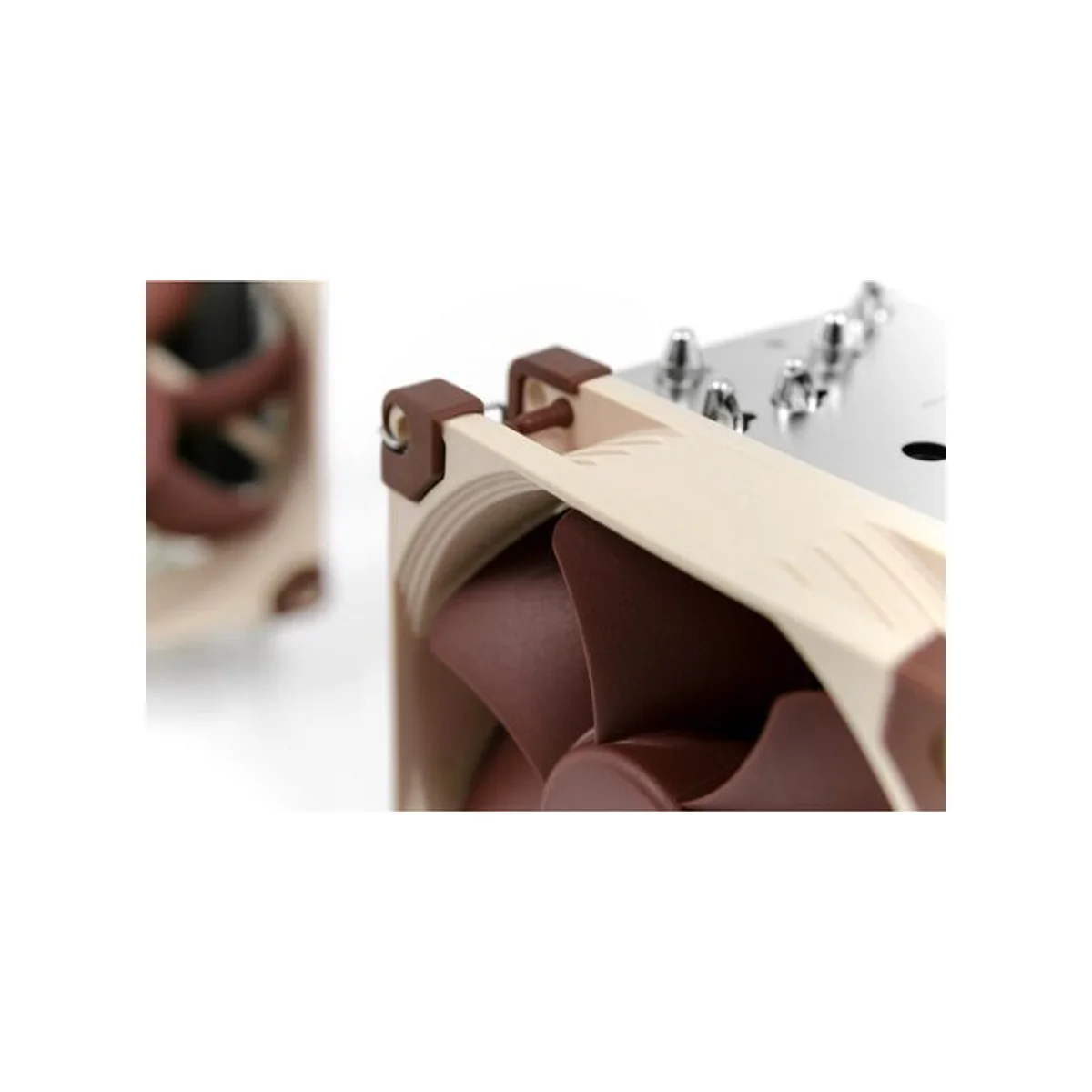Noctua NH-U9S Premium Grade 92mm CPU Cooler (Intel/AMD, Brown) - NH-U9S view 5