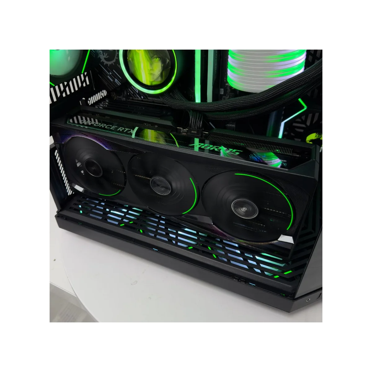 Gaming PC Master Desktop (Ryzen 7 9800X3D, 32GB DDR5, RTX 5080 16GB) - Gaming_PC_Master view 7