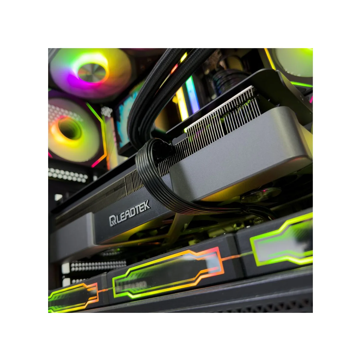 Hurricane Gaming PC (Core i7-14700K, 32GB DDR5, RTX 5080 16GB) - Hurricane_Gaming_PC view 7