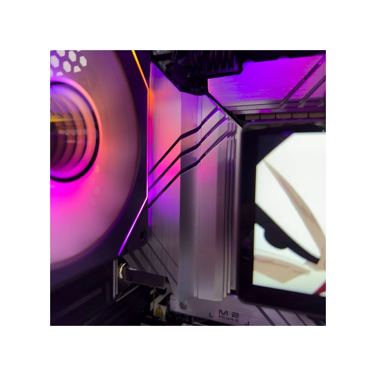 Hurricane Gaming PC (Core i7-14700K, 32GB DDR5, RTX 5080 16GB) - Hurricane_Gaming_PC view 5