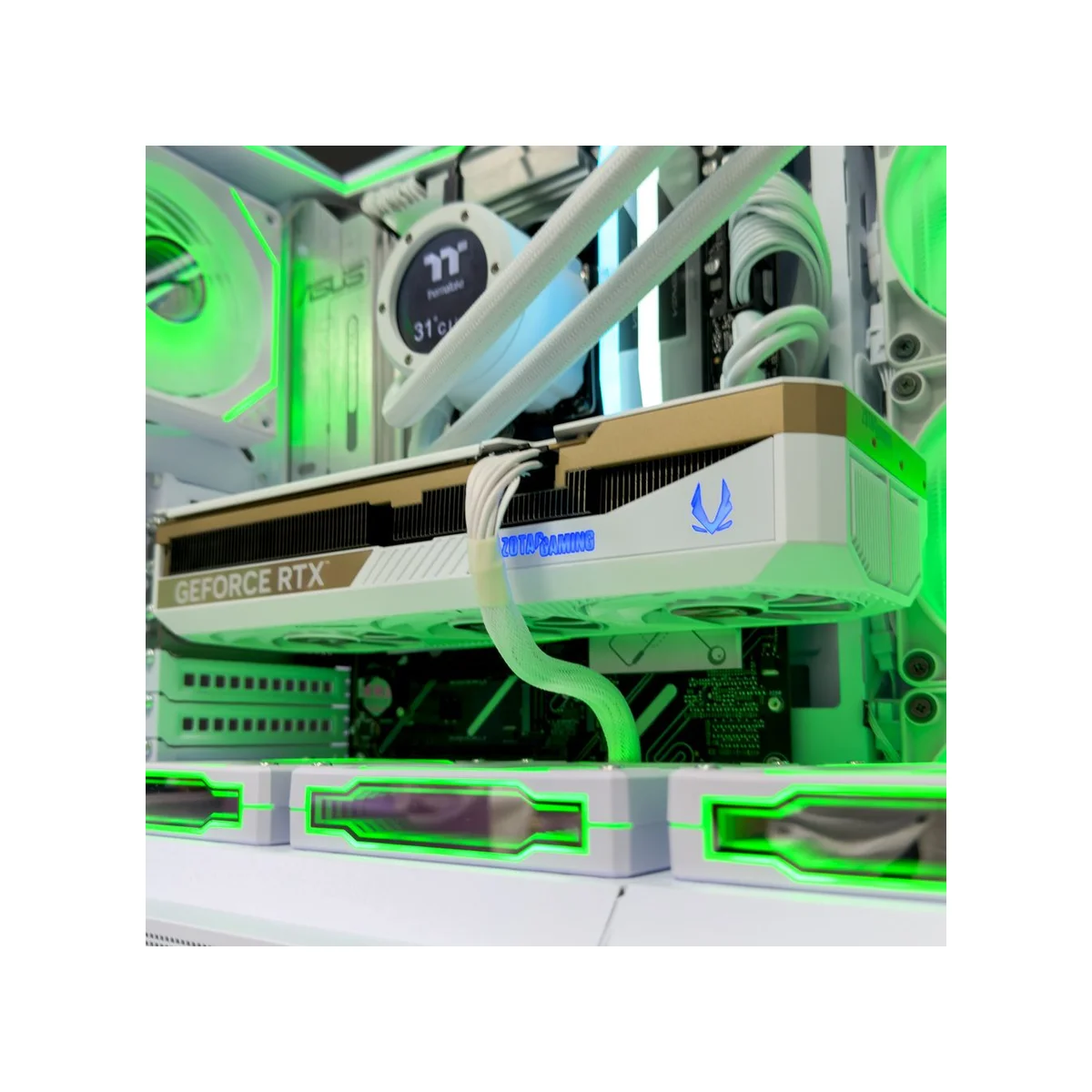 Gaming PC Arctic (Ryzen 7 9800X3D, 32GB DDR5, RTX 5070 Ti 16GB) - Gaming_PC_Arctic view 7