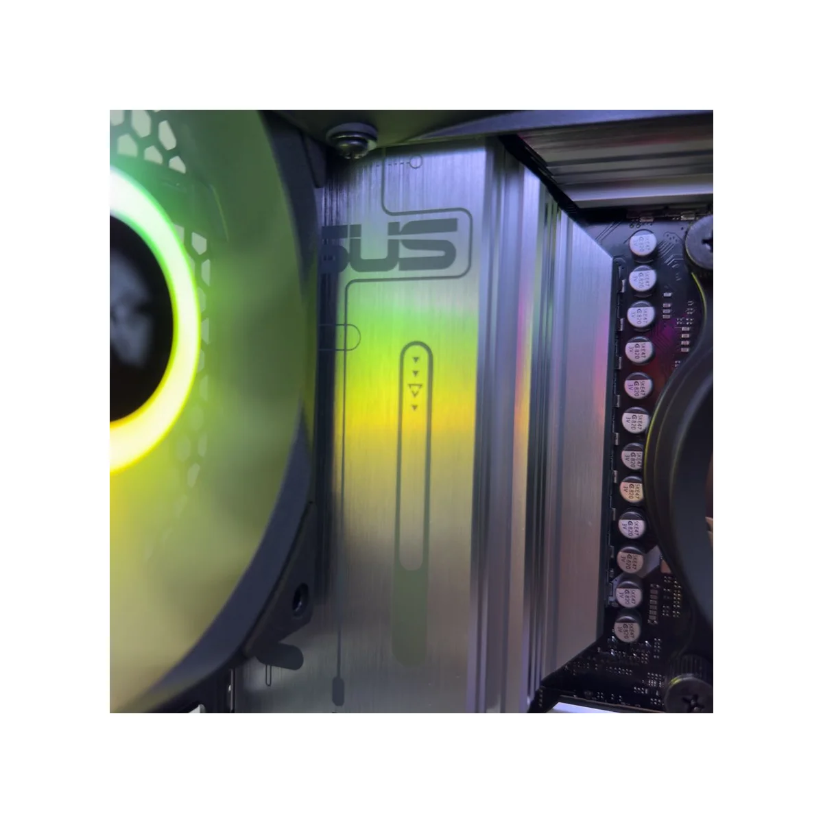 Gallardo Gaming PC (Ryzen 7 9800X3D, 32GB DDR5, RTX 5080 16GB) - Gallardo_Gaming_PC view 5