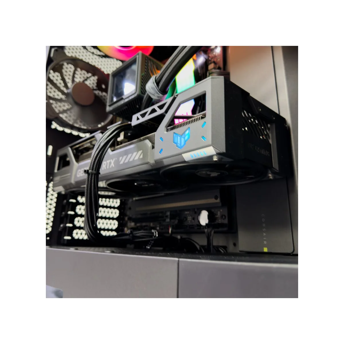 Expert Workstation (Ryzen 7 9800X3D, 128GB DDR5, RTX 5090 32GB) - Expert_Workstation view 7