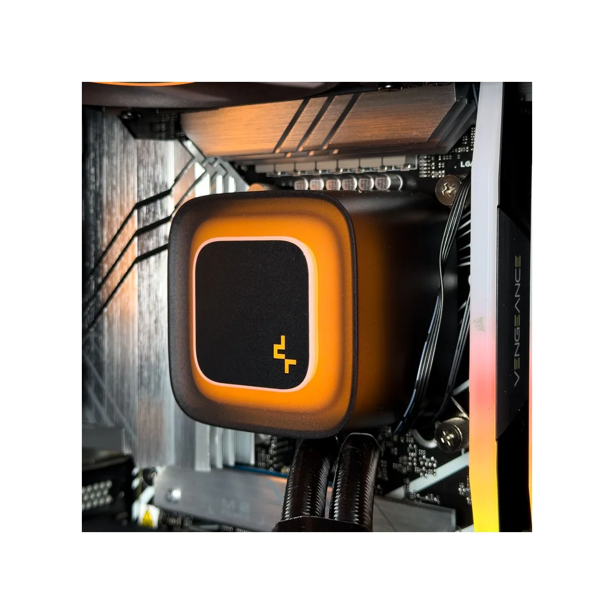 Gaming PC Gungnir (Core i9-14900K, 32GB DDR5, RTX 5080 16GB) - Powered by MSI - Gaming_PC_Gungnir view 5