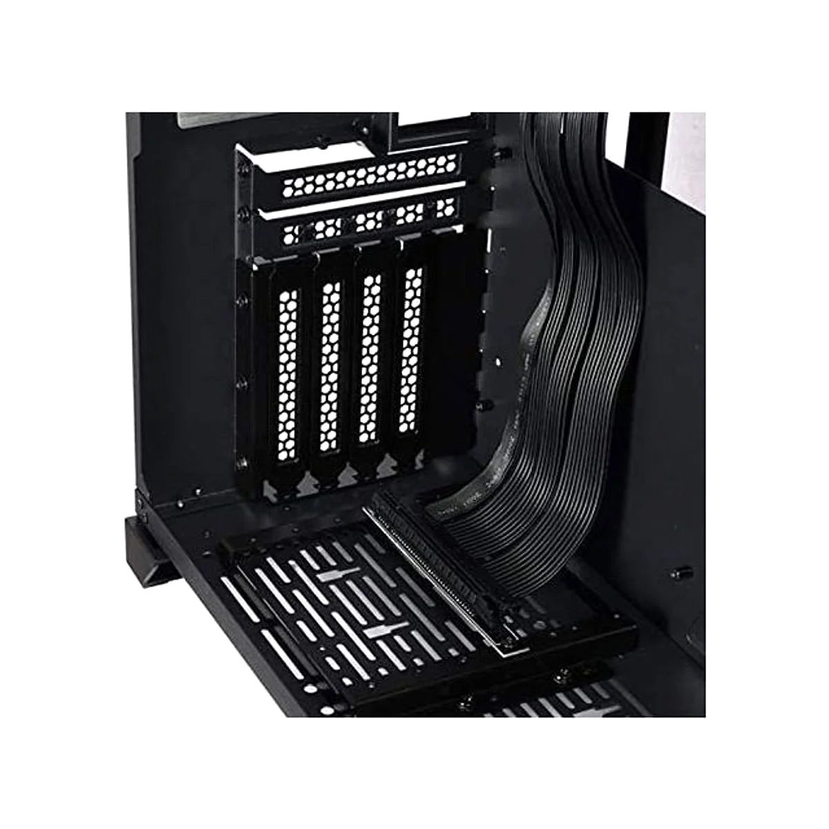 Lian Li Riser Card Cable + PCI-E Slot Back Panel | O11D-1 view 4