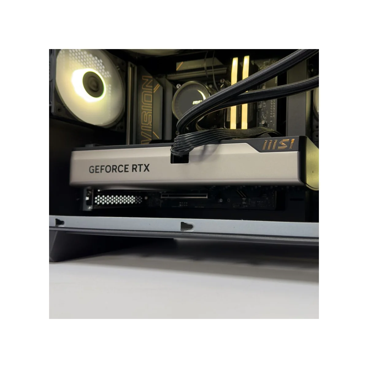 Gaming PC Vision X AI (Ultra 9 285K, 64GB DDR5, RTX 5080 16GB) - Gaming_PC_Vision_X_AI view 7