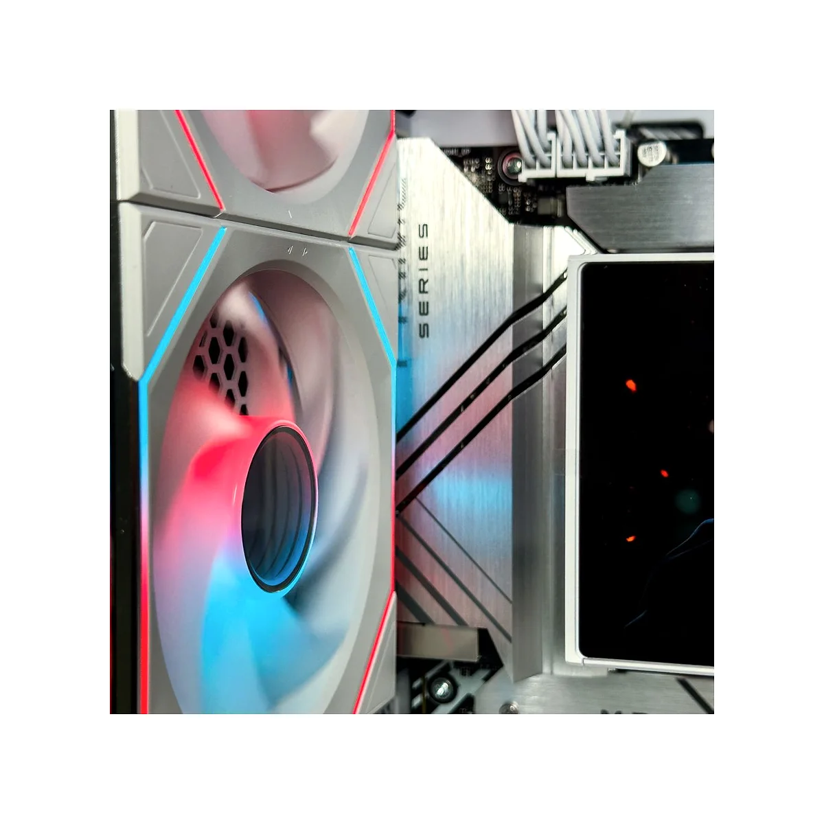 Gaming PC Dynamic (Core i7-14700KF, 32 GB DDR5 RAM, RTX 5070 Ti 16GB GPU) - Powered by ASUS view 5
