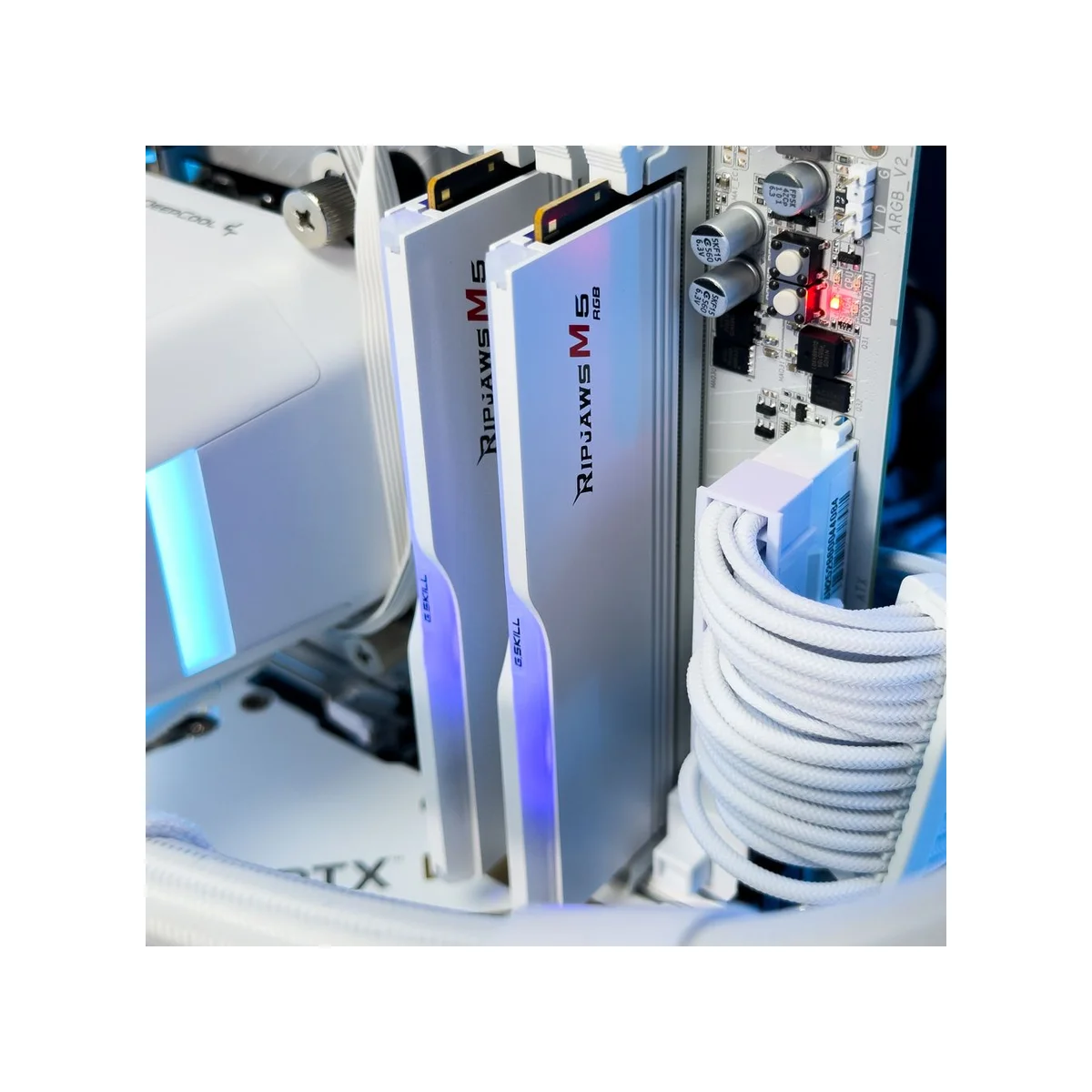 Gaming PC Bianca (Ryzen 7 7800X3D, 32GB DDR5 RAM, RTX 5070 Ti 16GB GPU) - Gaming_PC_Bianca view 7