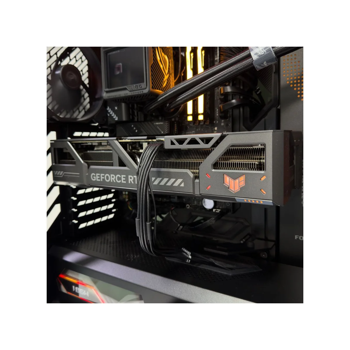 5090 Gaming PC (Ryzen 9 9950X3D, 64GB DDR5, RTX 5090 32GB) - Powered By ASUS - 5090_Gaming_PC view 7