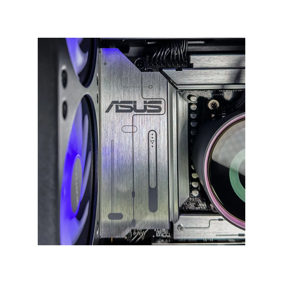 Gaming PC Flipped (Ryzen 7 9800X3D, RTX 5080 16GB, 32GB DDR5) - Gaming_PC_Flipped view 5