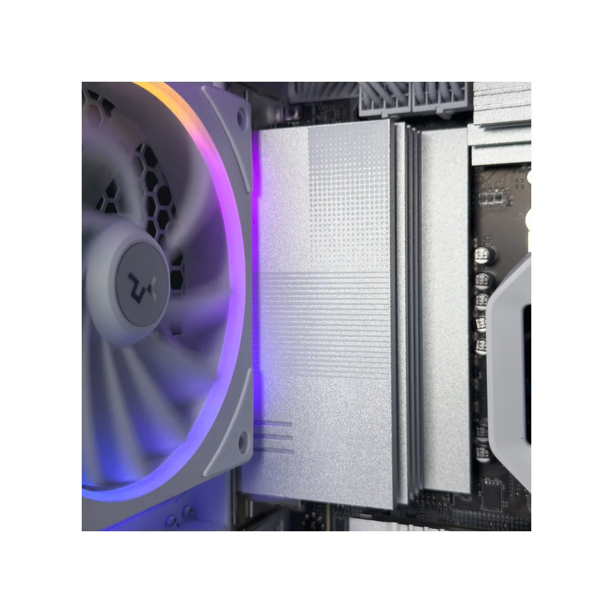 Gaming PC Ivory (Ryzen 7 7800X3D, 32GB DDR5, RTX 5070 Ti 16GB) - Gaming_PC_Ivory view 5