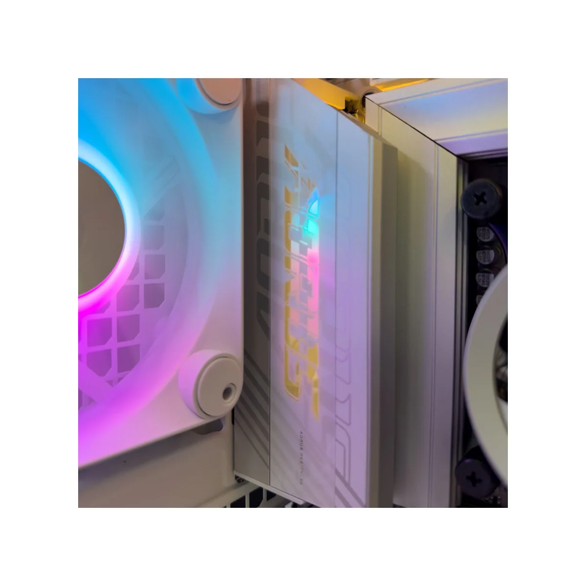Sorbet Gaming PC (Ultra 7 265K, RTX 5080 16GB, 32GB DDR5) - Sorbet_Gaming_PC view 5