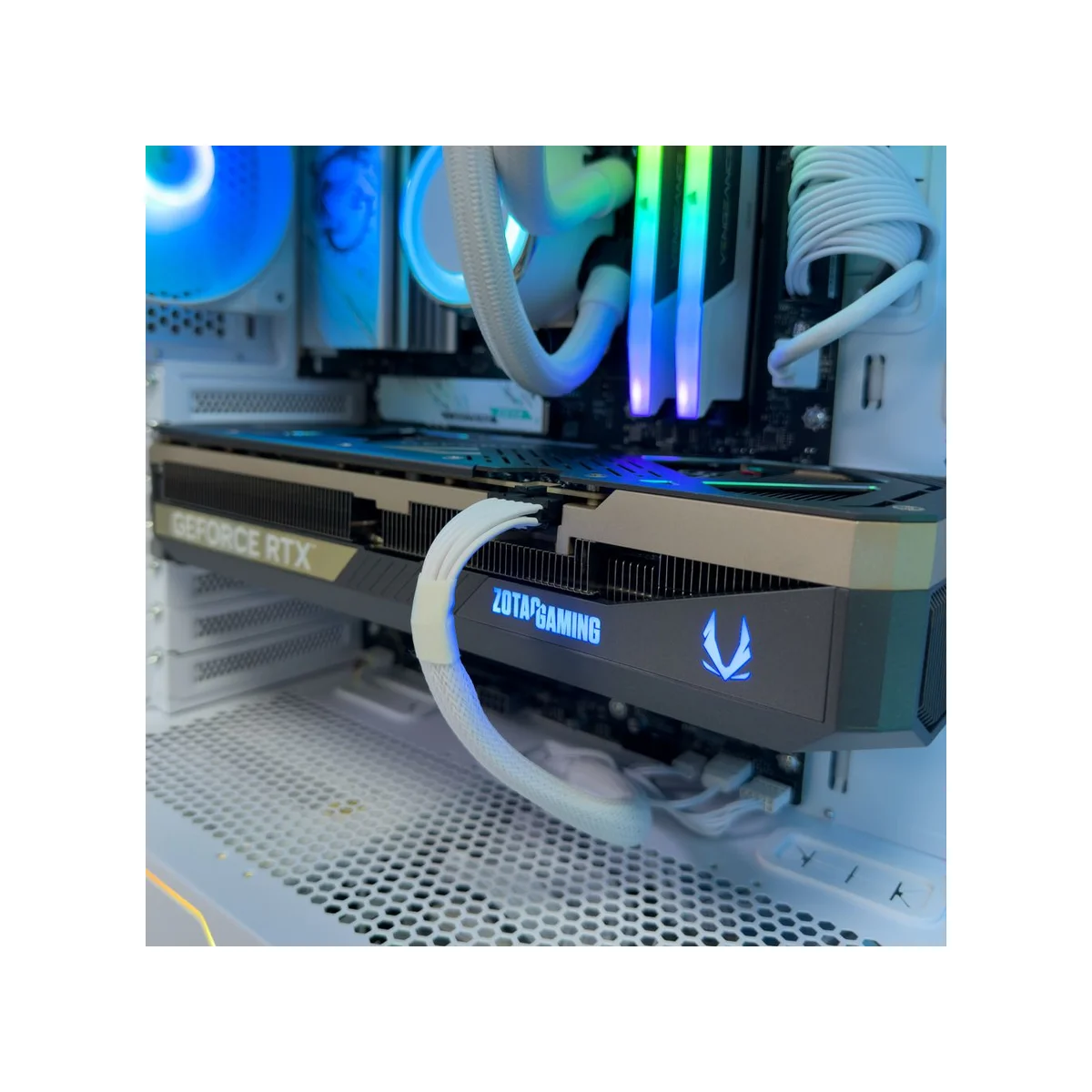 Diamond Gaming PC (Ryzen 7 9800X3D, RTX 5080 16GB, 32GB DDR5) - Diamond_Gaming_PC view 7