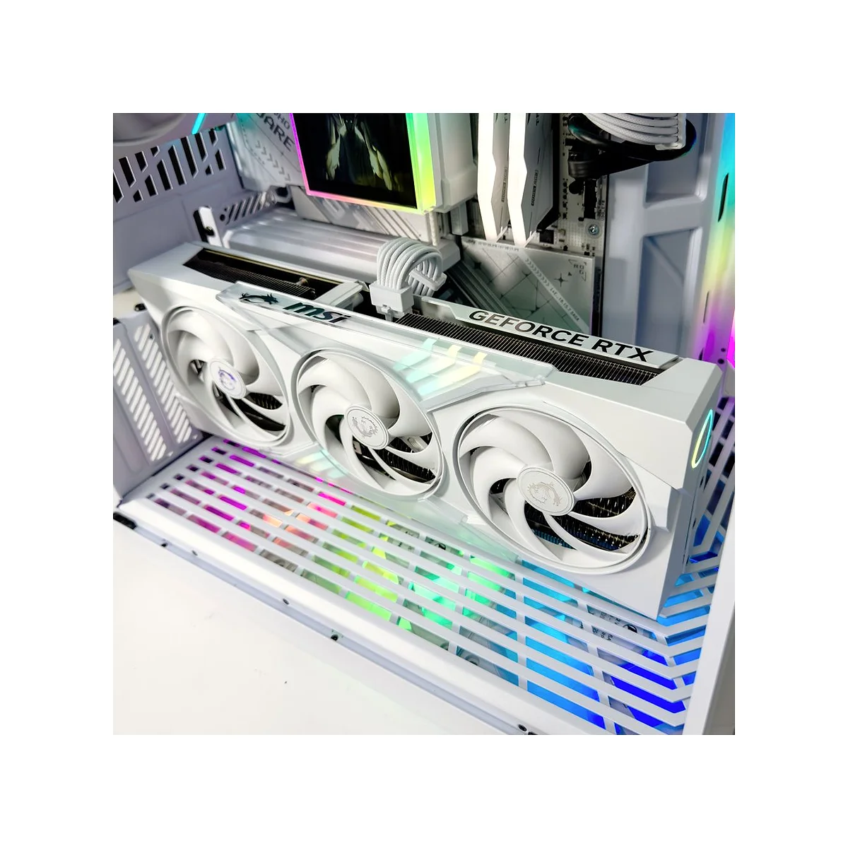 Gaming PC Yukon (Ryzen 7 9850X3D, 32 GB DDR5 RAM, RTX 5080 16GB GPU) view 8