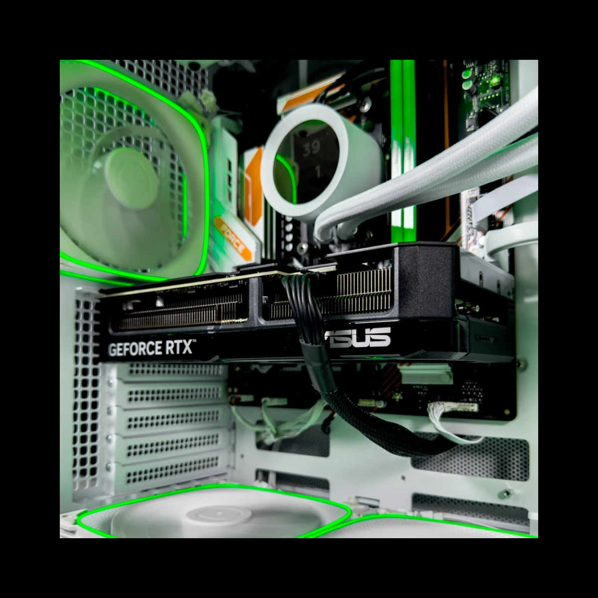Gaming PC Jade (Ryzen 7 7800X3D, 32 GB DDR5 RAM, RTX 5070 12GB GPU)  view 7