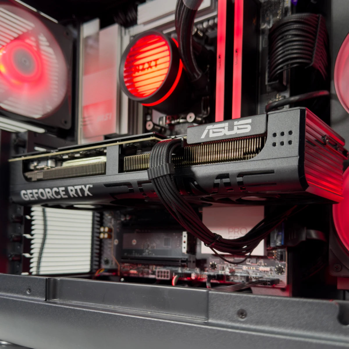 Gaming PC Blood Moon (Ryzen 7 7800X3D, 32 GB DDR5 RAM, RTX 5080 16GB GPU) view 7